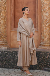 Cream Regal Embroidered Kurta Set with Dupatta