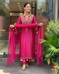 Elegant Pink Cotton Embroidered Kurta Set with Dupatta